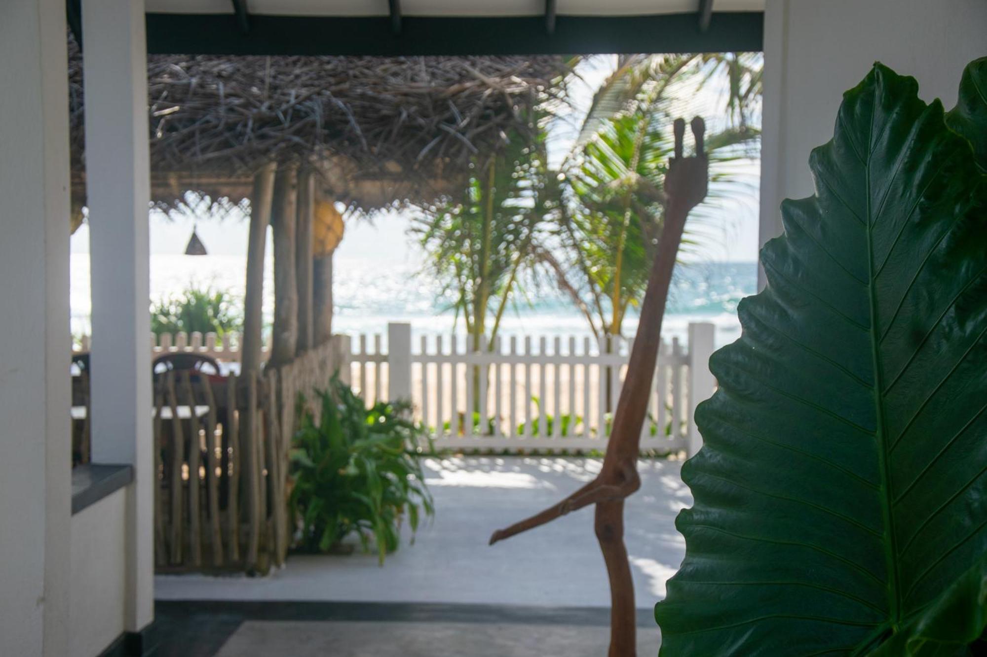 Bed and Breakfast Sailors' Bay Hikkaduwa Exteriér fotografie