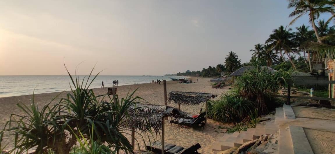 Bed and Breakfast Sailors' Bay Hikkaduwa Exteriér fotografie