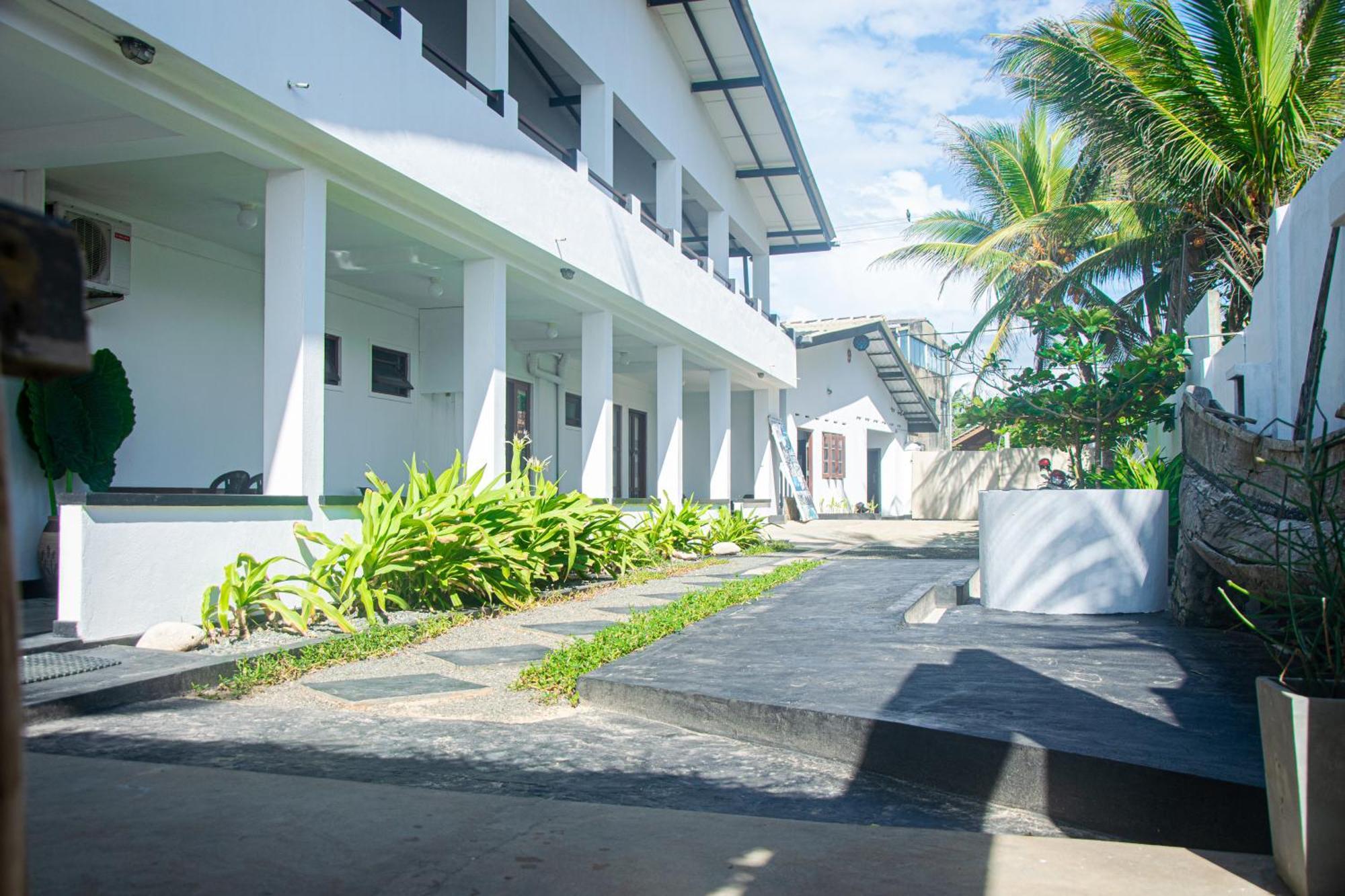 Bed and Breakfast Sailors' Bay Hikkaduwa Exteriér fotografie