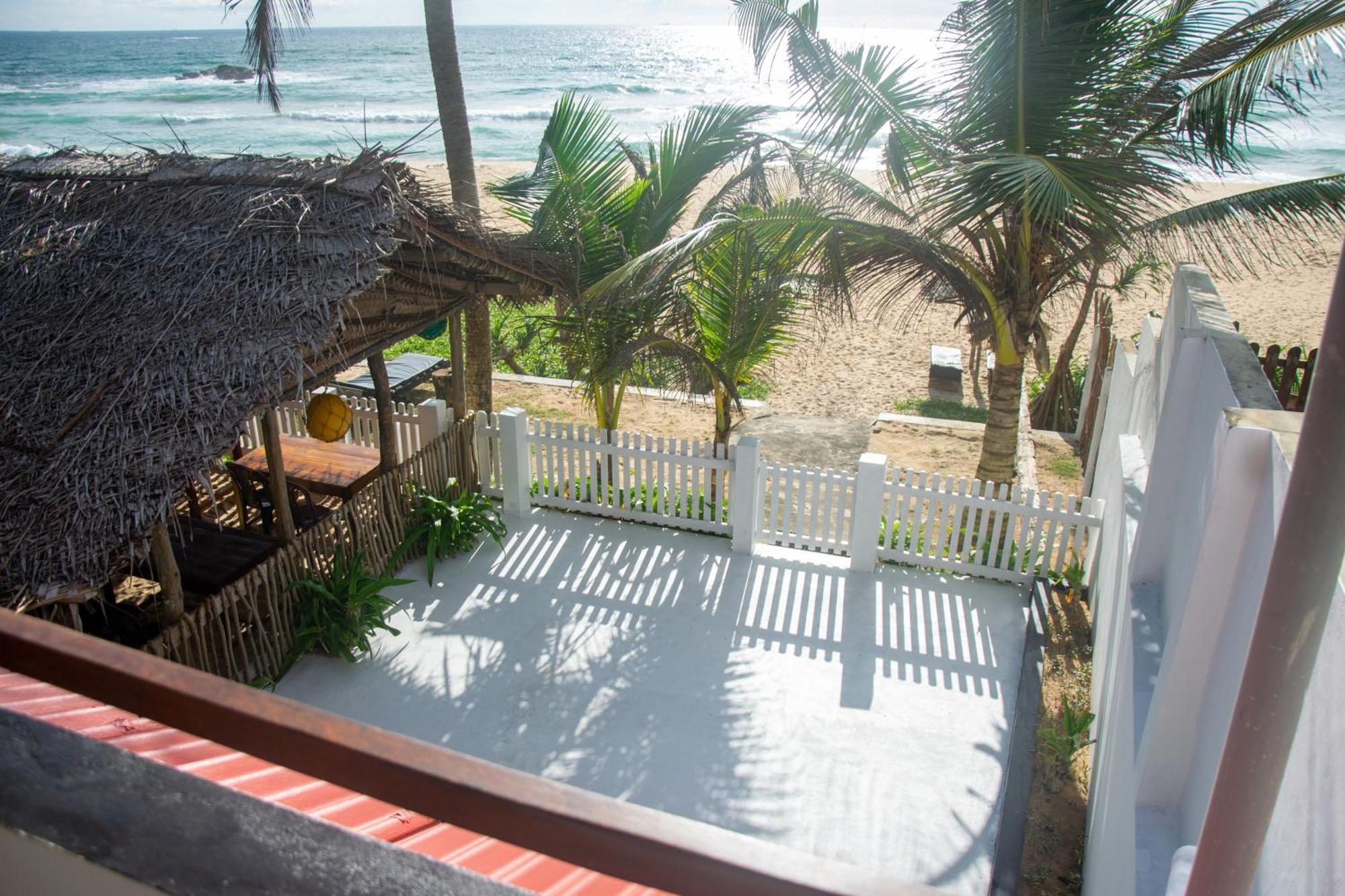 Bed and Breakfast Sailors' Bay Hikkaduwa Exteriér fotografie