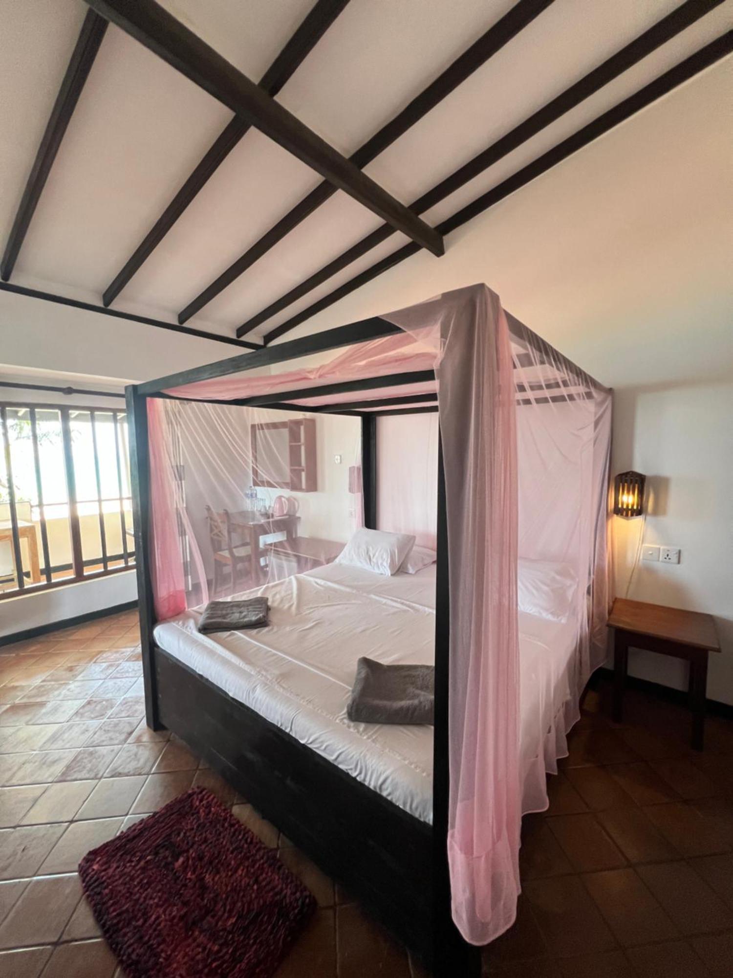 Bed and Breakfast Sailors' Bay Hikkaduwa Exteriér fotografie
