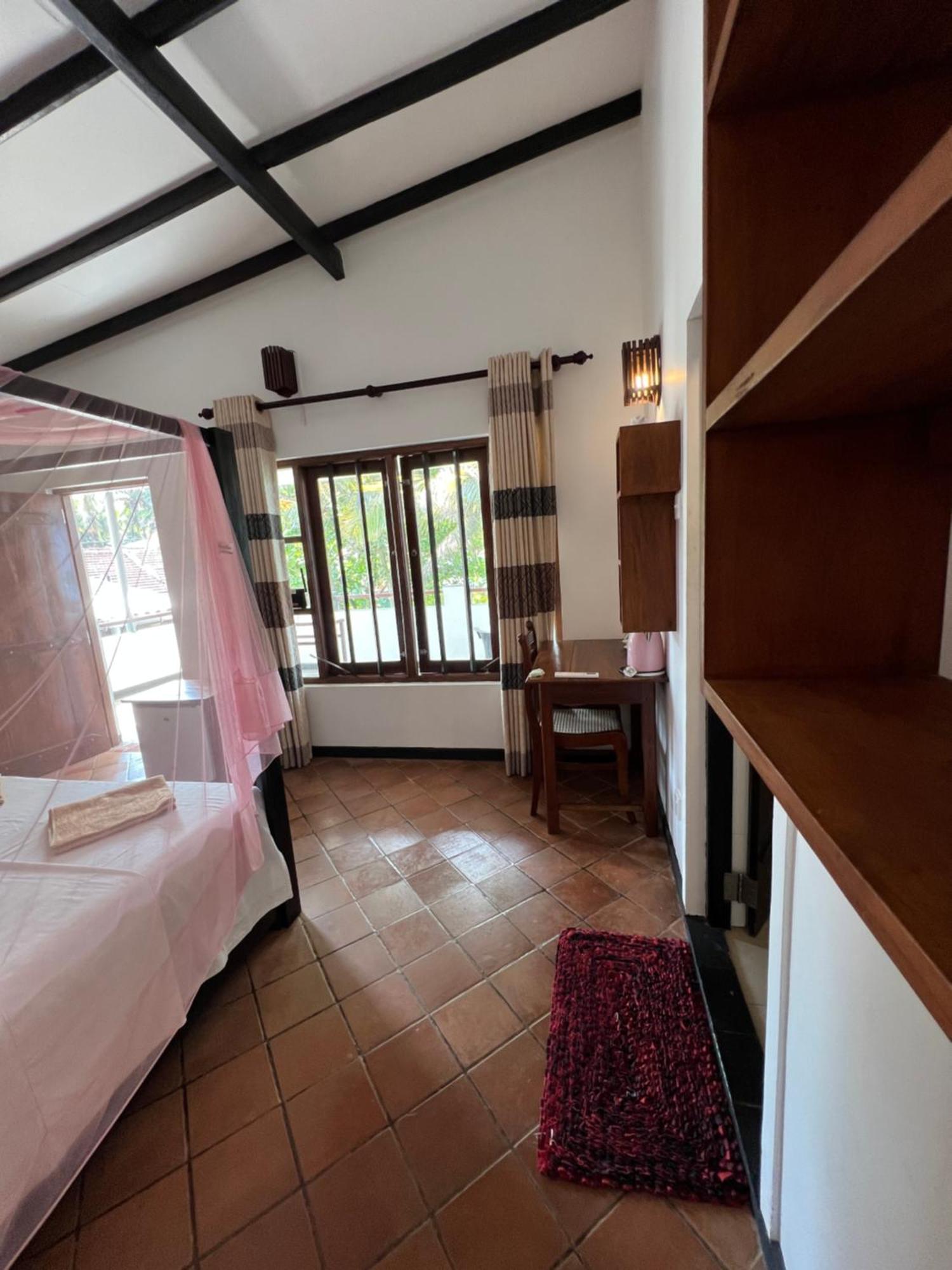 Bed and Breakfast Sailors' Bay Hikkaduwa Exteriér fotografie